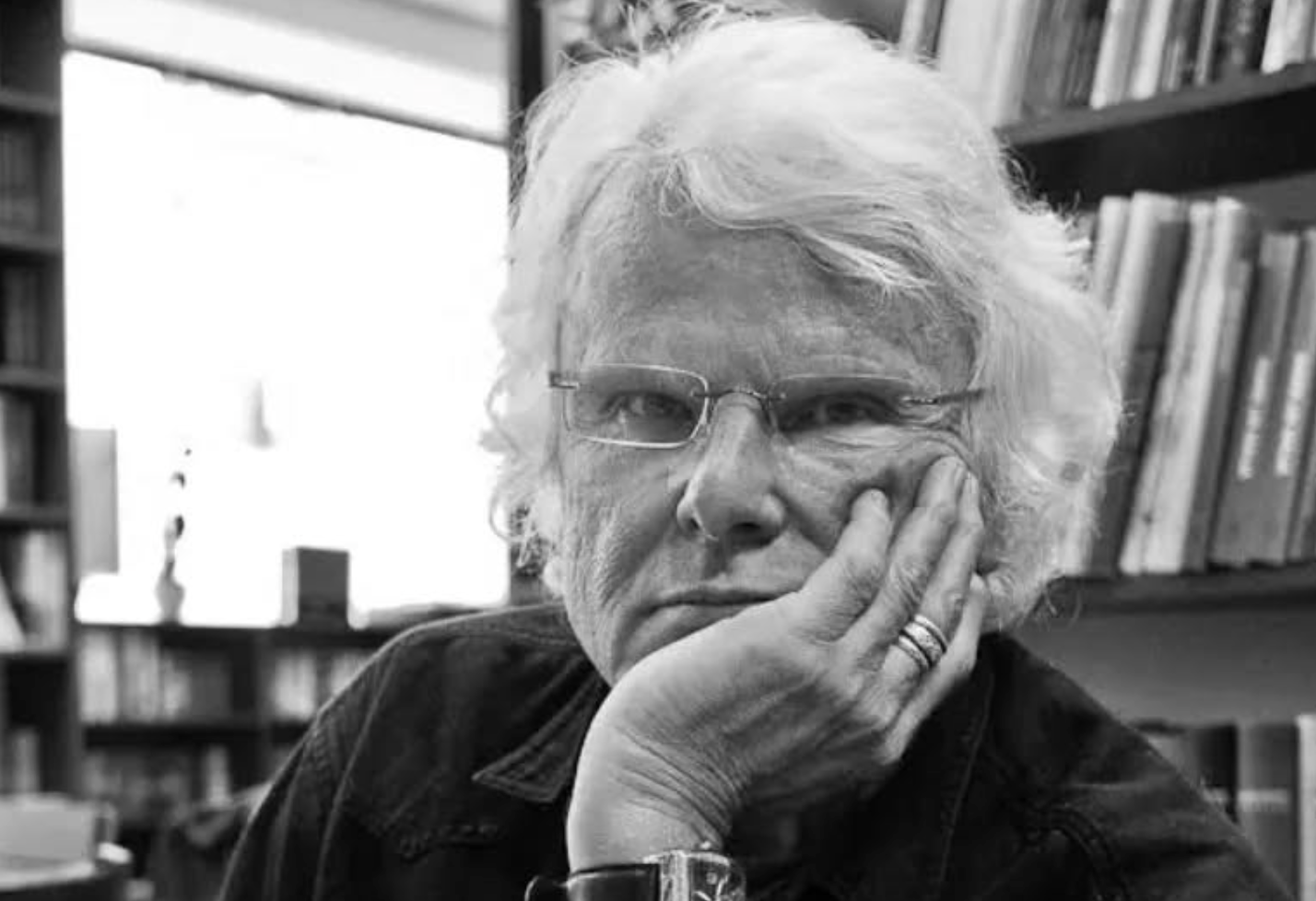 Famed WSOP Photographer Ulvis Alberts Passes Away