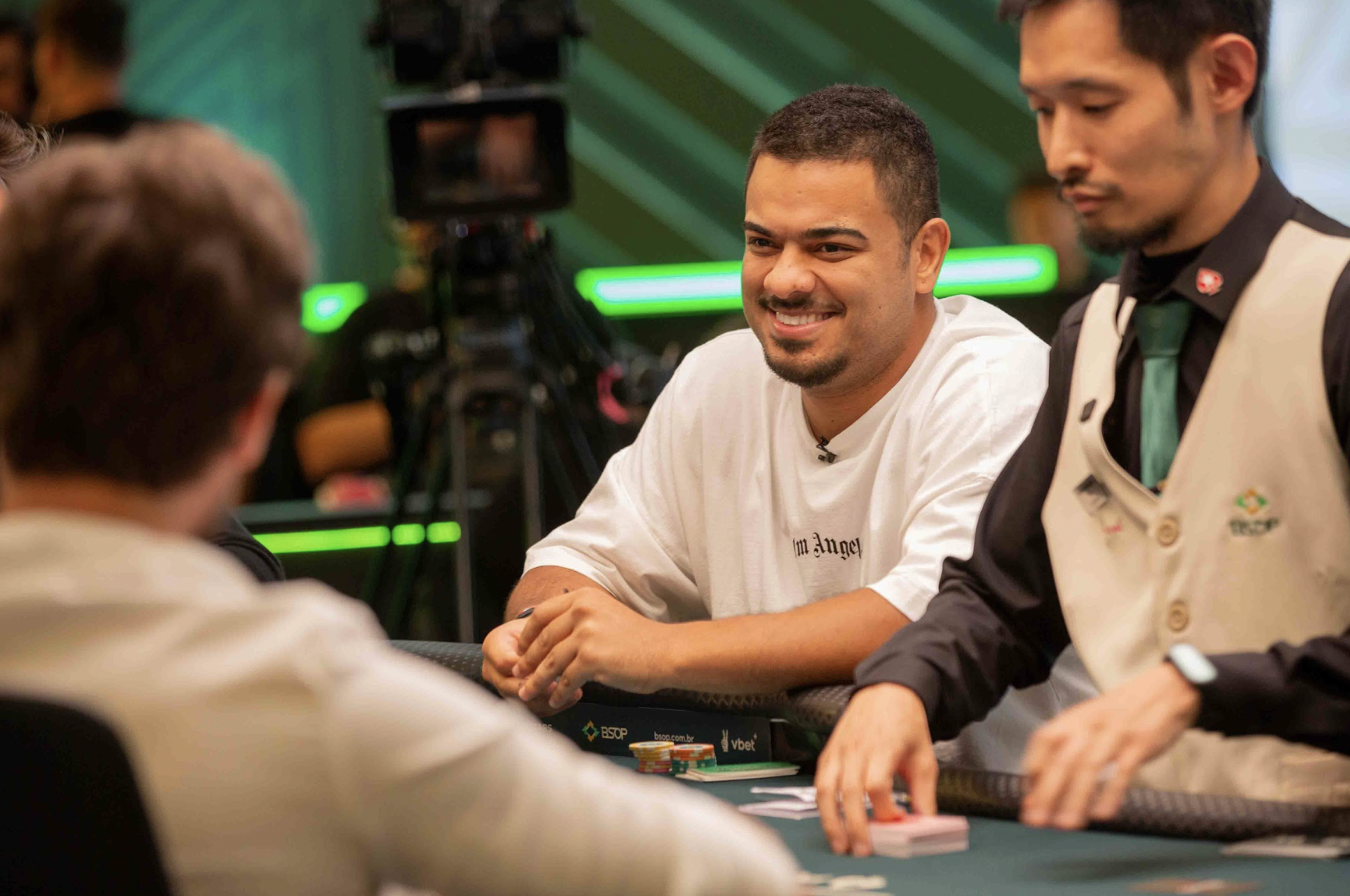 Gabriel Tavares Triumphs in the PokerStars New Year Series Main Event