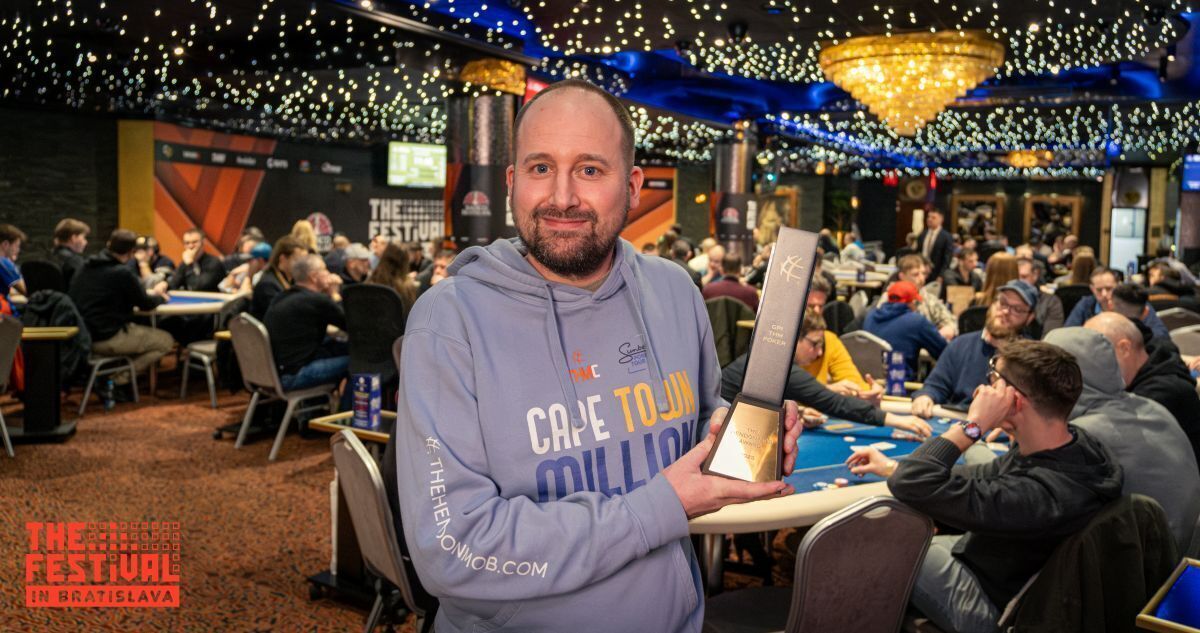 Dutch Pro Receives The Hendon Mob Award for Flaghunting World Record